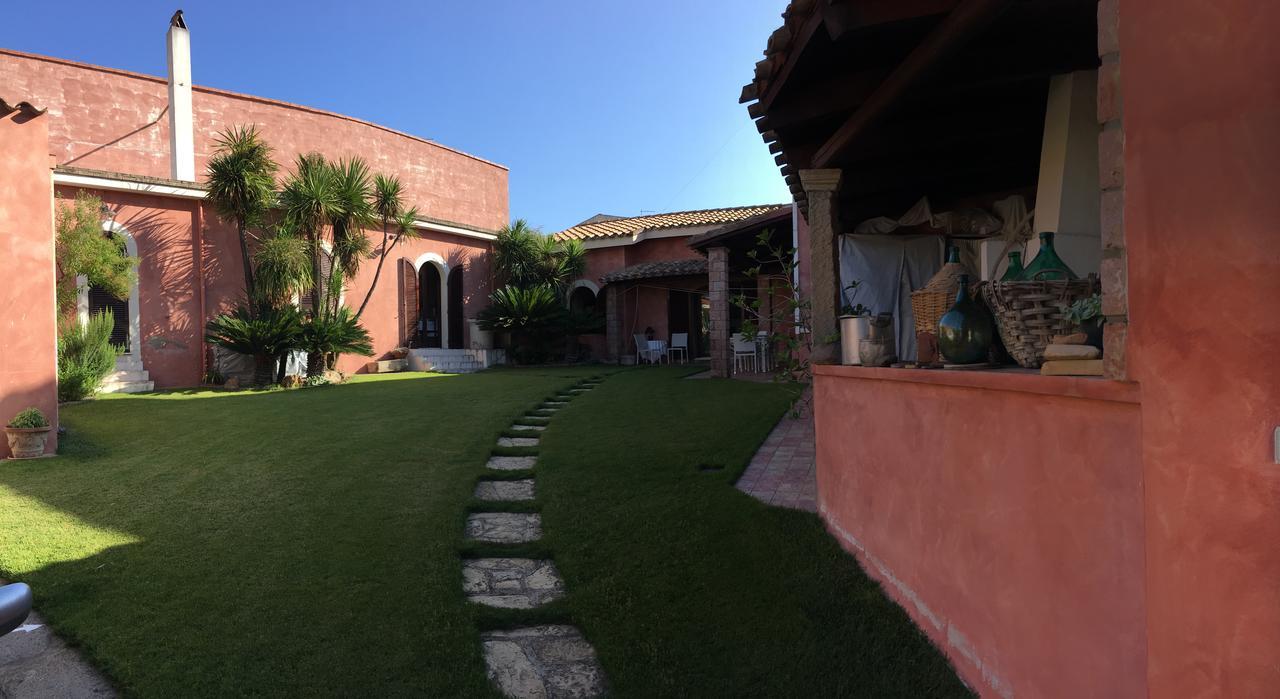 Corte Arrubia Monastir Екстериор снимка