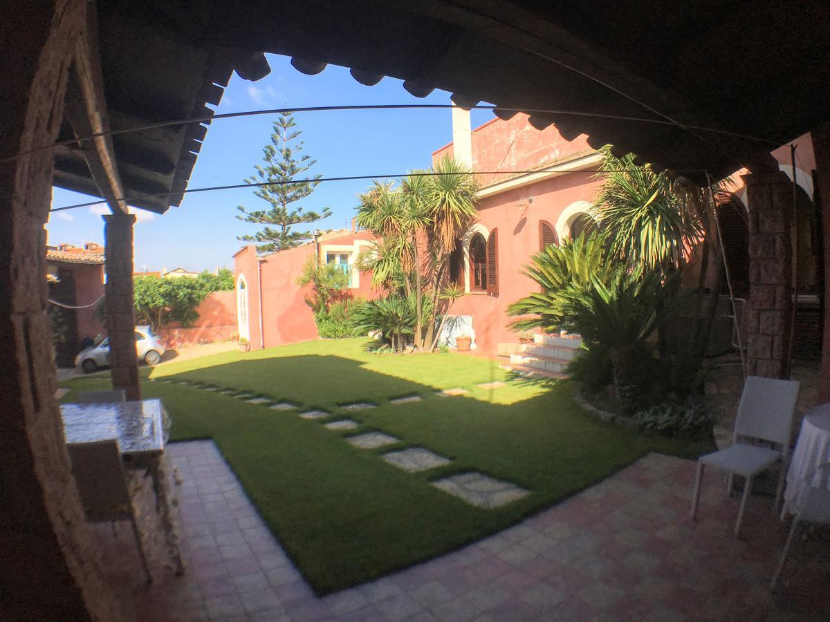 Corte Arrubia Monastir Екстериор снимка